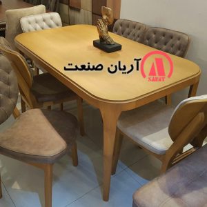 تمیز کردن صندلی چوبی